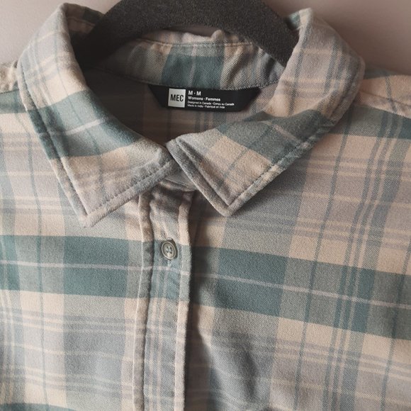 MEC Women's Plaid Button-up Collared Shirt, Beige & Green, Size Medium - Picture 6 of 14